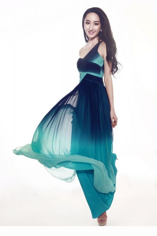 美女文梦洋性感美臀靓丽写真