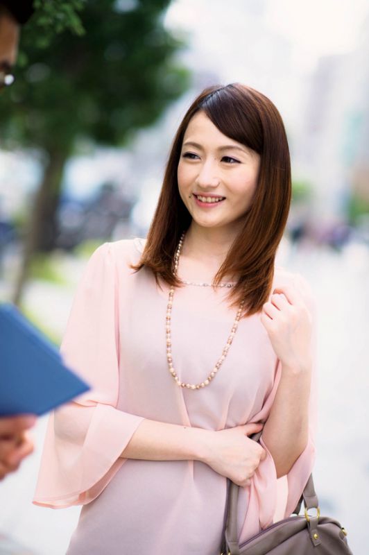 美乳人妻番号016SHE445