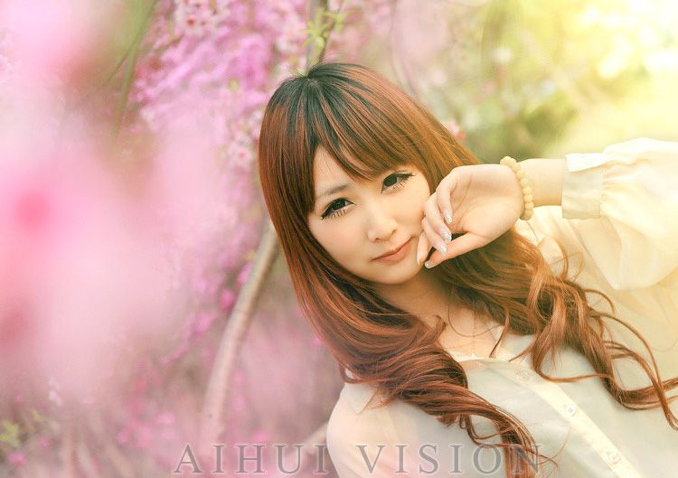 甜美可爱美女小清新户外写真