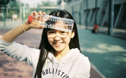 清纯美女宋伊人球场高清写真照