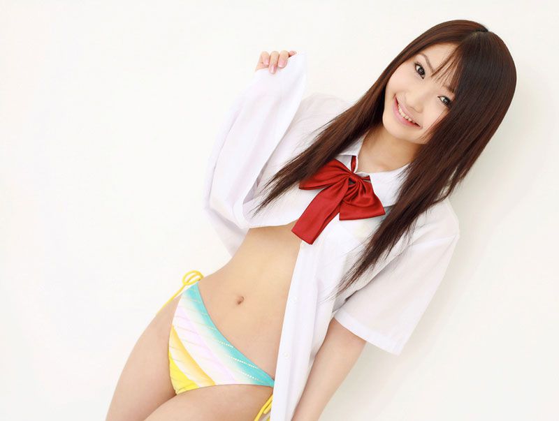 日本制服美女私房高清写真