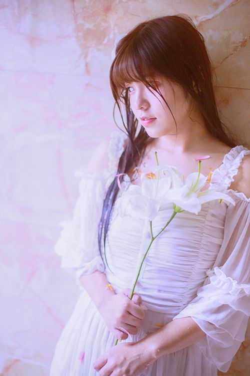 清纯少女浴室高清写照