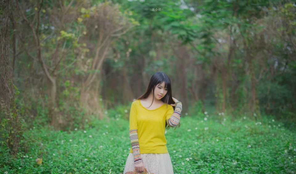 森系清纯美女唯美写真照