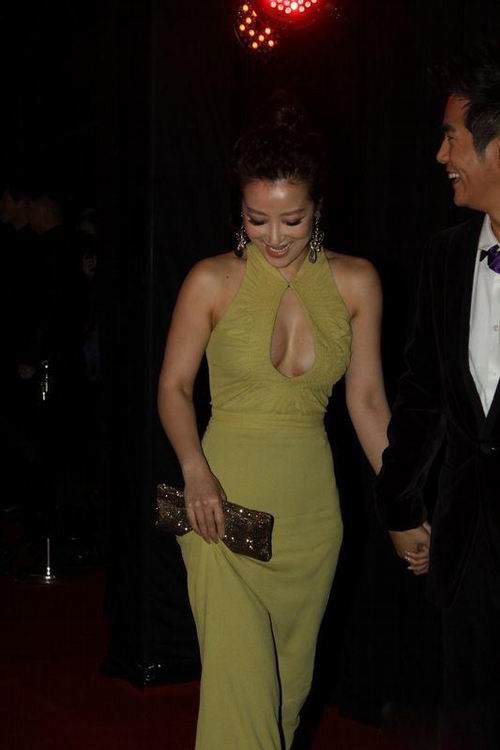 性感美胸长裙美女陈紫函高清写真