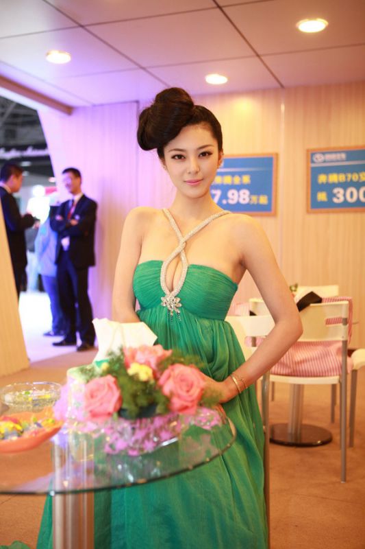 推女神黑色睡衣性感写真集