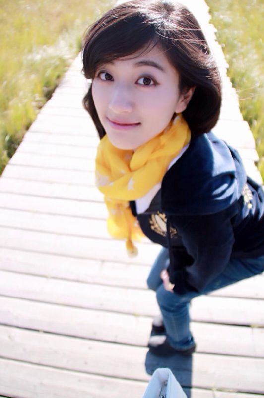 度娘语希范户外唯美写真拍摄