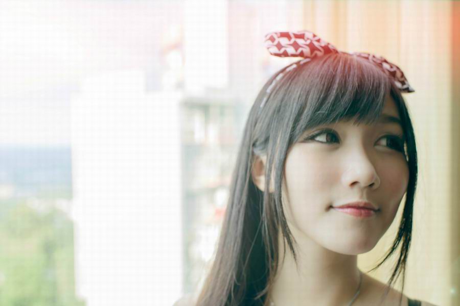 90后萌妹子爆乳美臀床上诱惑