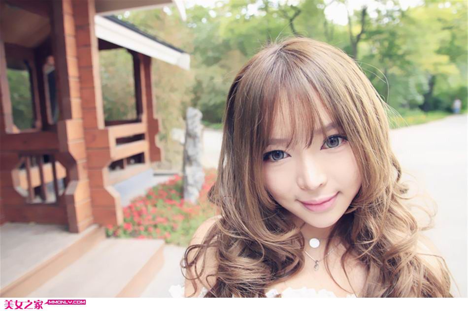 紫绮原小清新户外迷人写真