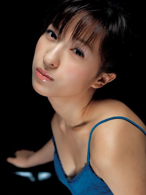 日本性感美胸美女私房高清写真