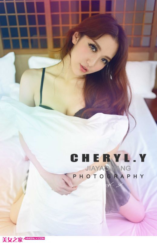 美女模特私房内衣性感写真