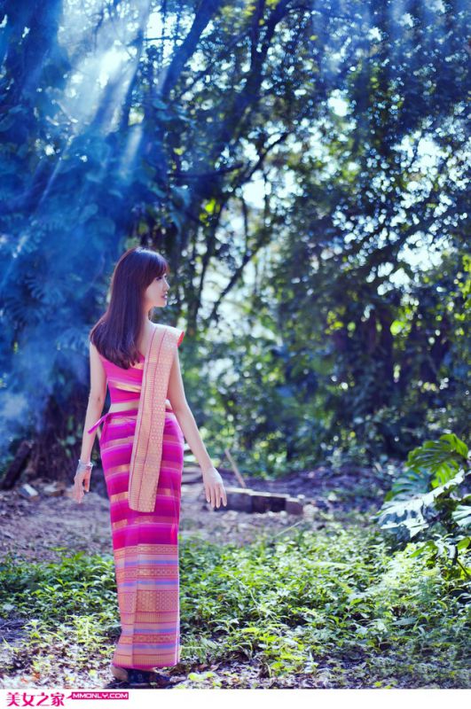 清纯靓丽傣装美女唯美高清写真