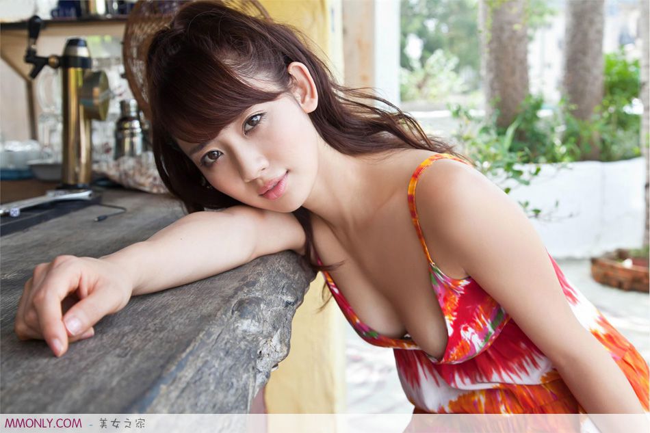 日本女优龃c性感写真