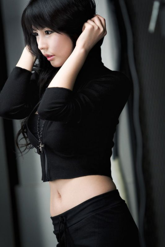 韩国丰满美眉性感高清写真