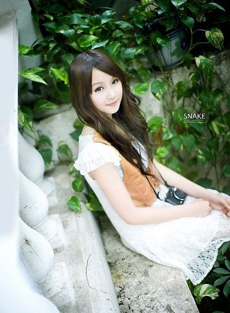 长发美女清新迷人写真集