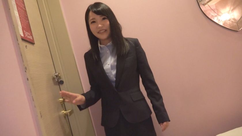 23岁的食品相关科美女番号IRO3151