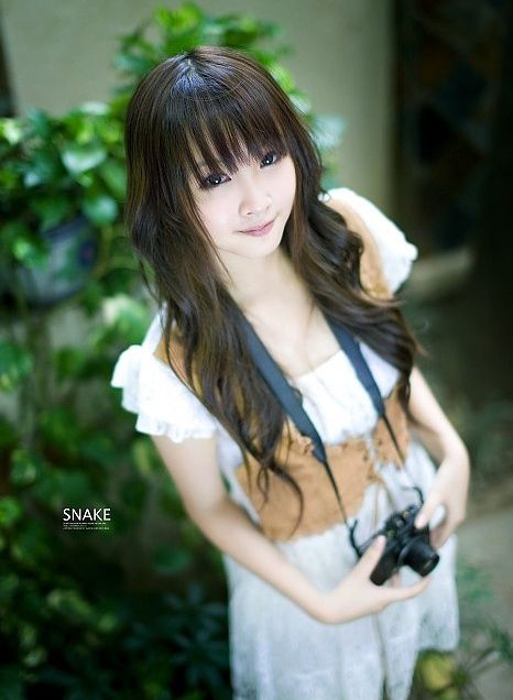 长发美女清新迷人写真集