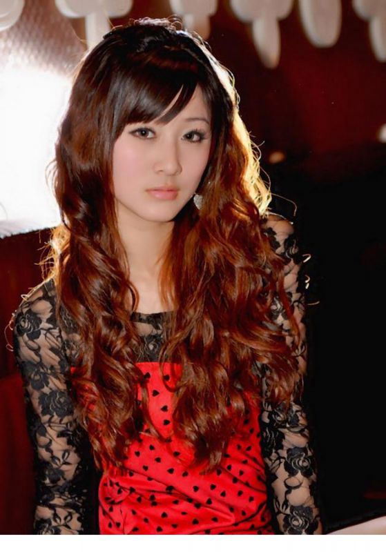 妖娆性感内衣美女诱人写真