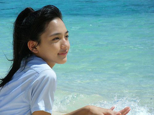 短发美女户外唯美写真集