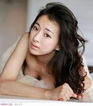 性感美胸诱惑美女高清写真