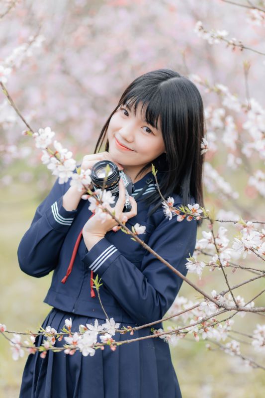 性感制服美女私房诱人写真