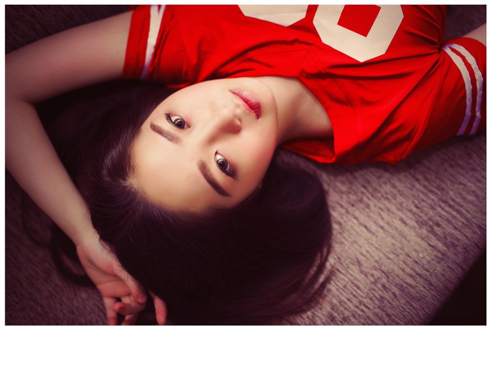 90后足球宝贝私房性感写真