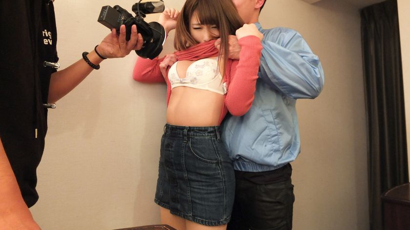 20岁田舎娘番号300MIUM049