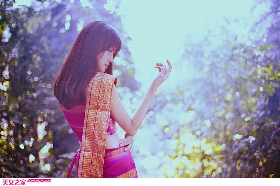 清纯靓丽傣装美女唯美高清写真