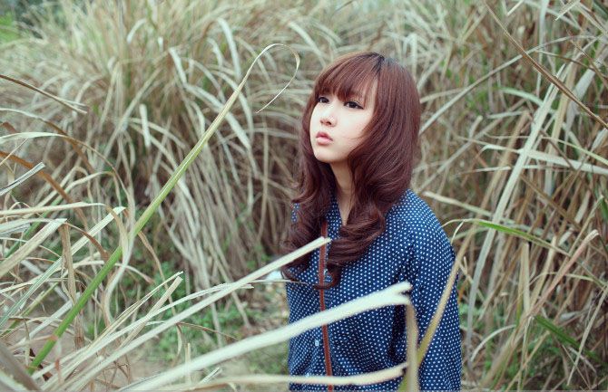 清新可爱美女户外高清写真