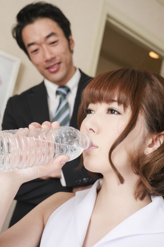 波多野结衣赛车女郎番号071MXGS968