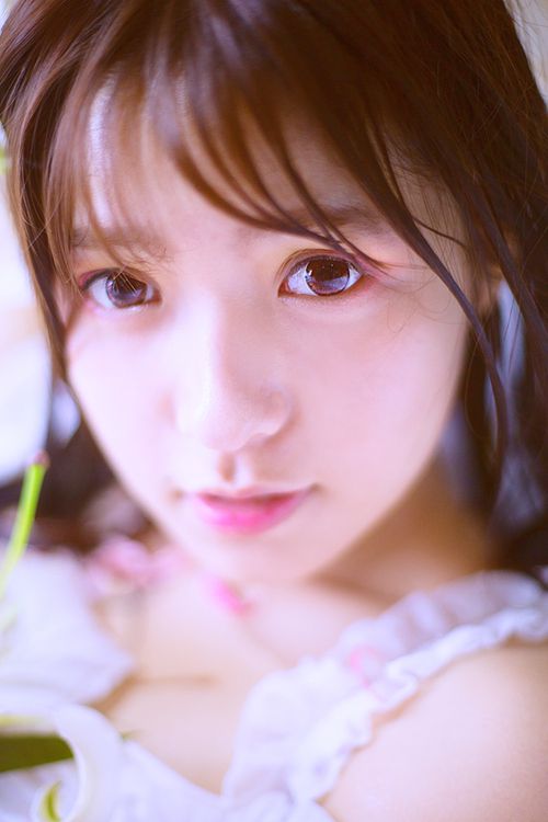 清纯少女浴室高清写照