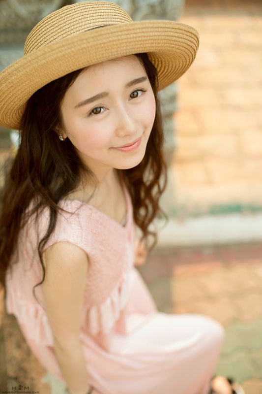 清纯重庆美女户外小清新图片