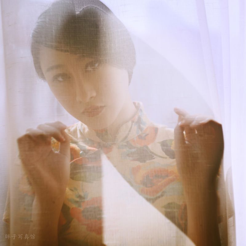 旗袍美女清新迷人写真