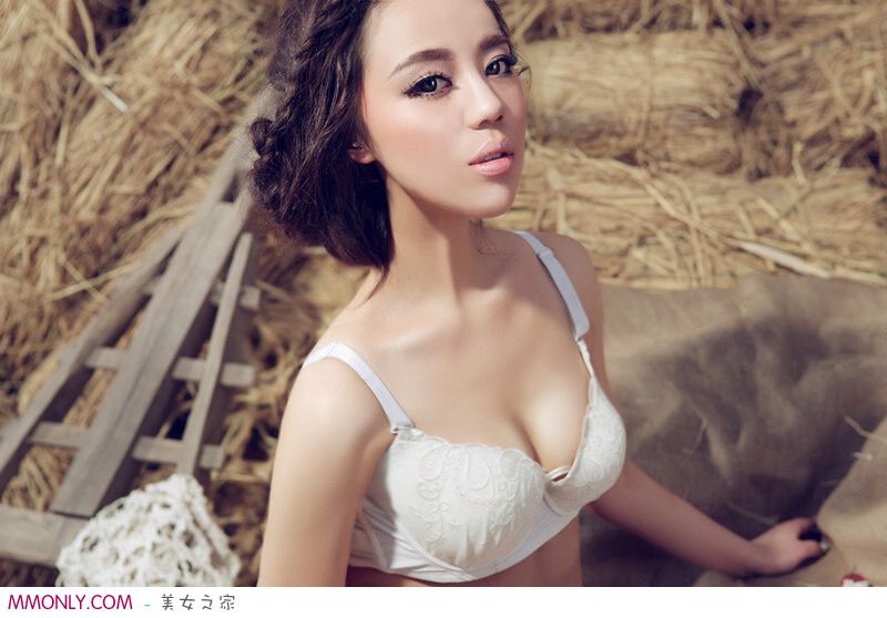 性感旗袍美女秀美臀写真