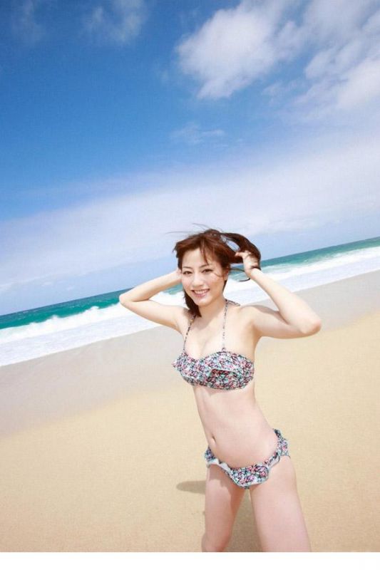 杉本有美私房比基尼诱人写真集