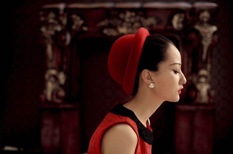 简约复古清纯美女高清写真
