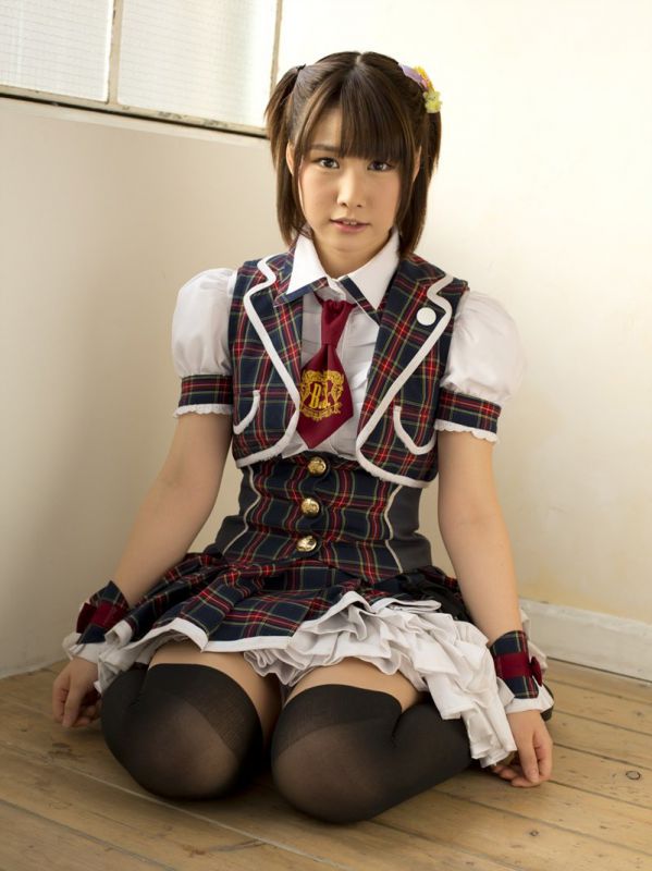 可爱女仆装美女大河华高清写真