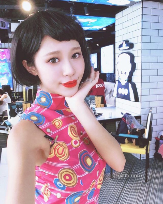 韩国艺人美女林泳淘IG大眼水灵自拍性感图片