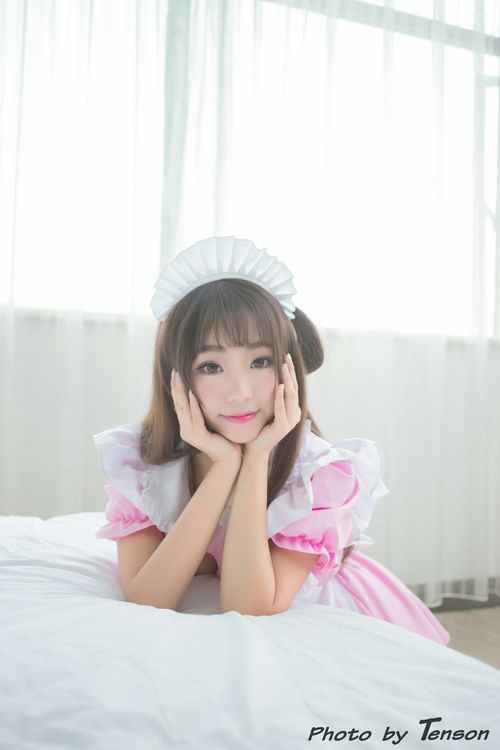 推女神90后美女嫩模可乐Vicky越南旅拍写真