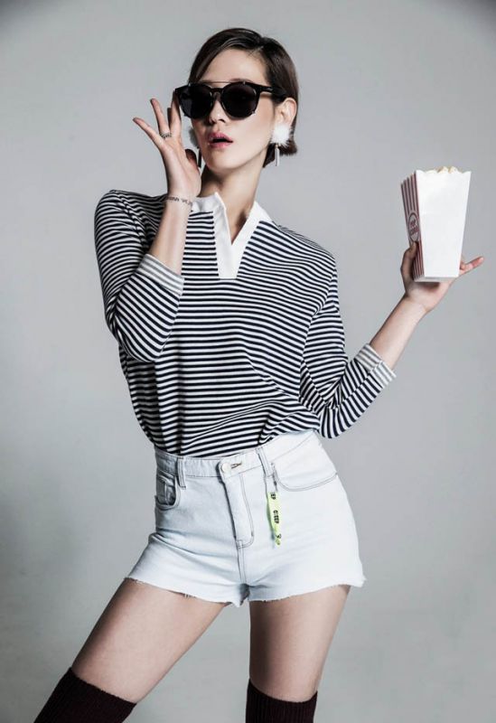 妩媚美女李英真高清写真
