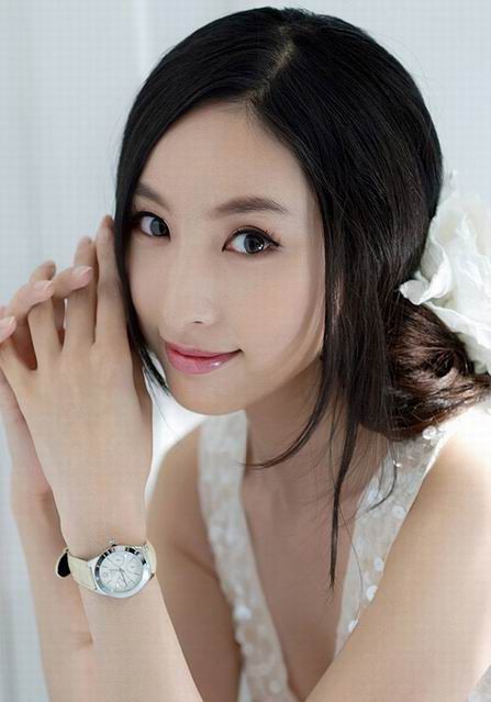 清纯短裙模特私房迷人写真