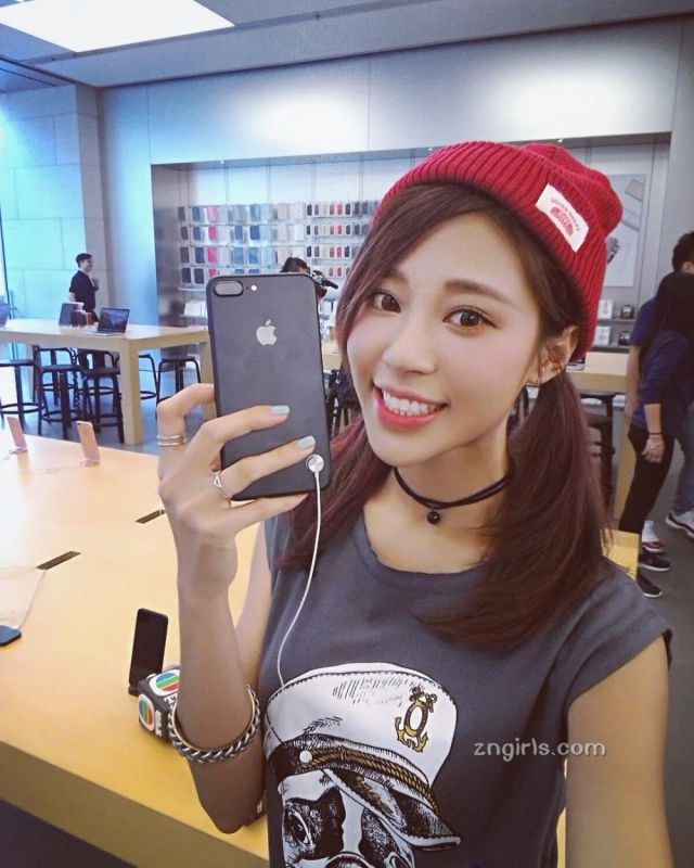 韩国艺人美女林泳淘IG大眼水灵自拍性感图片