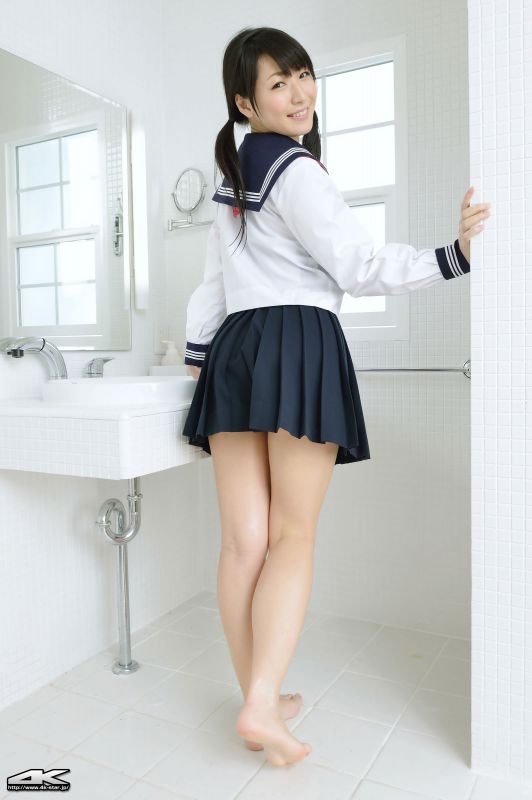 4K-STAR日本学生妹松下美保浴室摄影写真