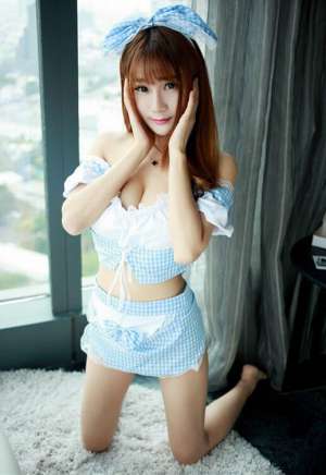 推女神90后嫩模程彤颜夏日清凉写真