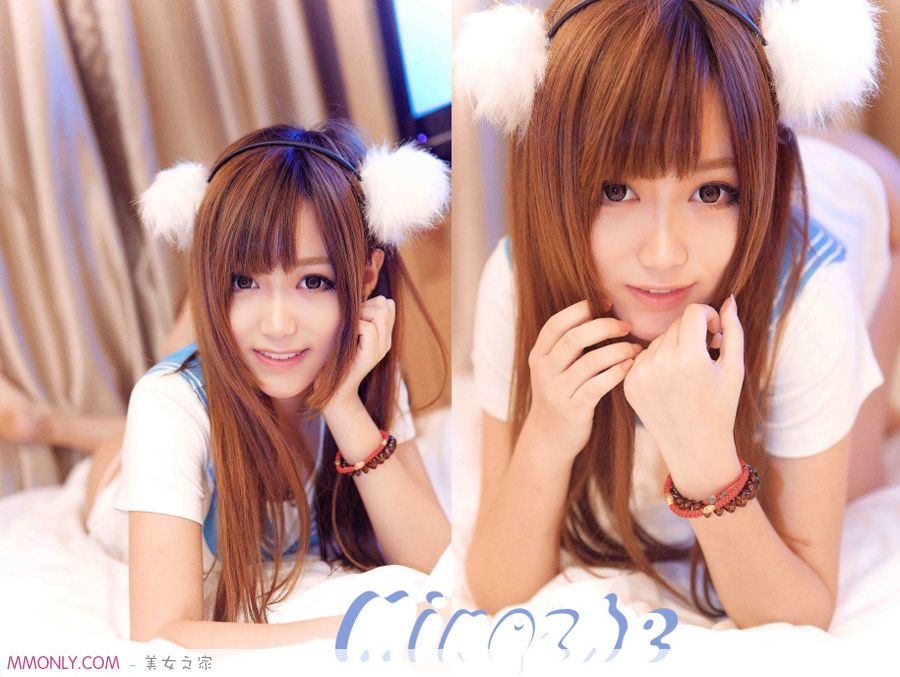 可爱美胸内衣美女私房撩人写真