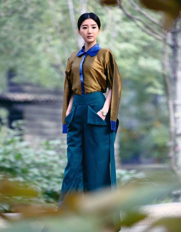 气质女星毛晓彤时尚写真大片