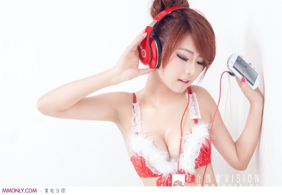性感豹纹内衣美女夏小薇私房诱人写真