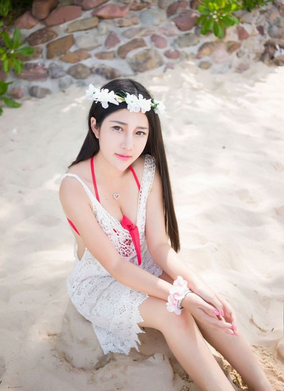 惹火娇艳美女爆乳泳装系列大胆户外娇体丰满照