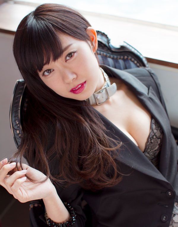 黑丝美女渡边美优纪内衣诱人私房照