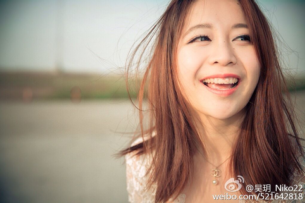 平面模特NIKO小hh(吴h)微博养眼写真图片