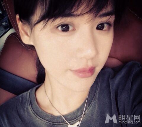 马思纯自拍生活照写真图片